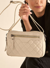 Bolsa em Couro Tiracolo Matelassê Off White